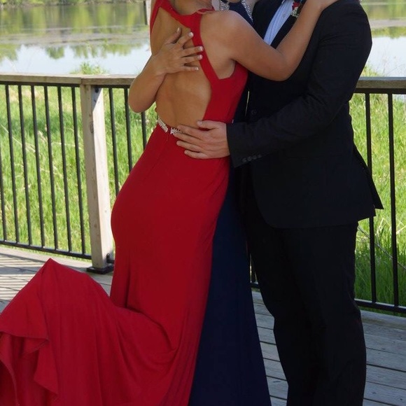 Prom dress - Picture 2 of 2